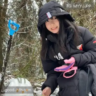 郜崧蒙
